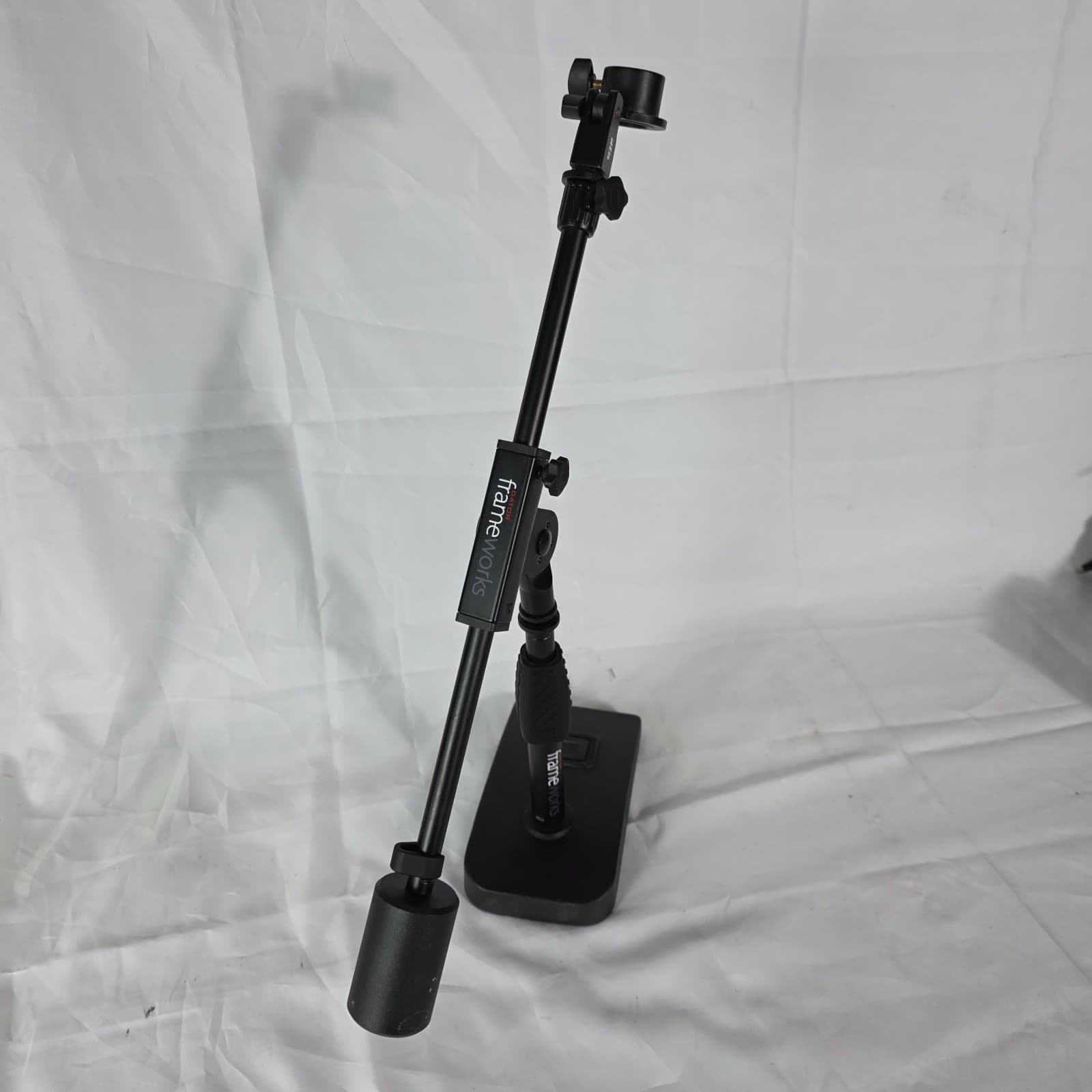 Gator Frameworks GFW-MIC-0822 Compact Base Desktop Telescoping Boom Mic Stand - Thumbnail 2