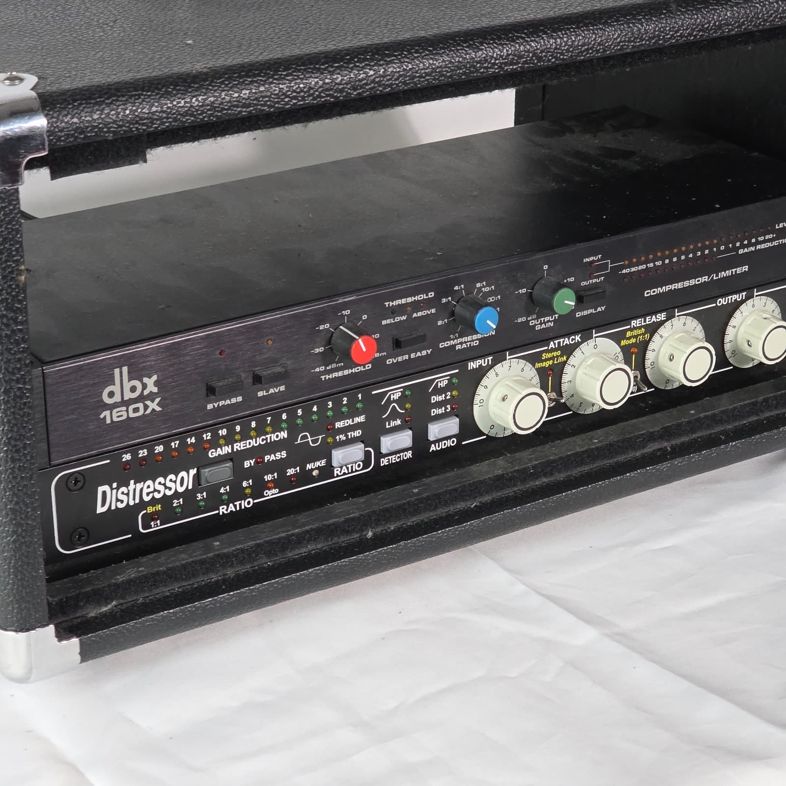 VTG DBX 160X Empirical Labs EL8-X Distressor Compressor/Limiter with Rack Case - Thumbnail 2