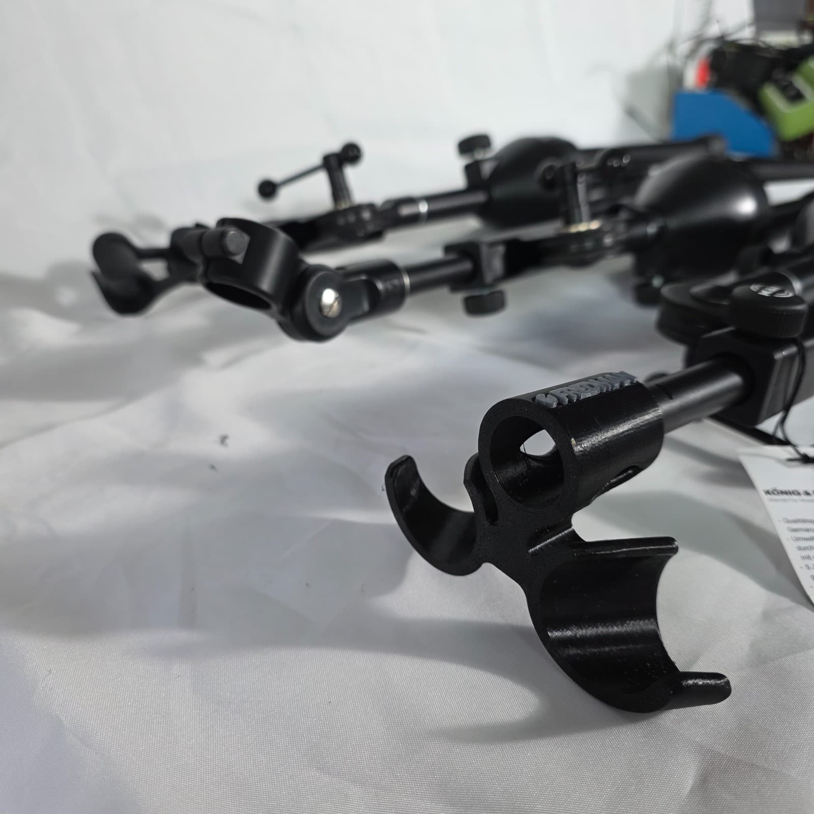 Set of 3 König & Meyer 25950 Black Low Profile Tripod Mic Stand with Boom Arm - Thumbnail 12