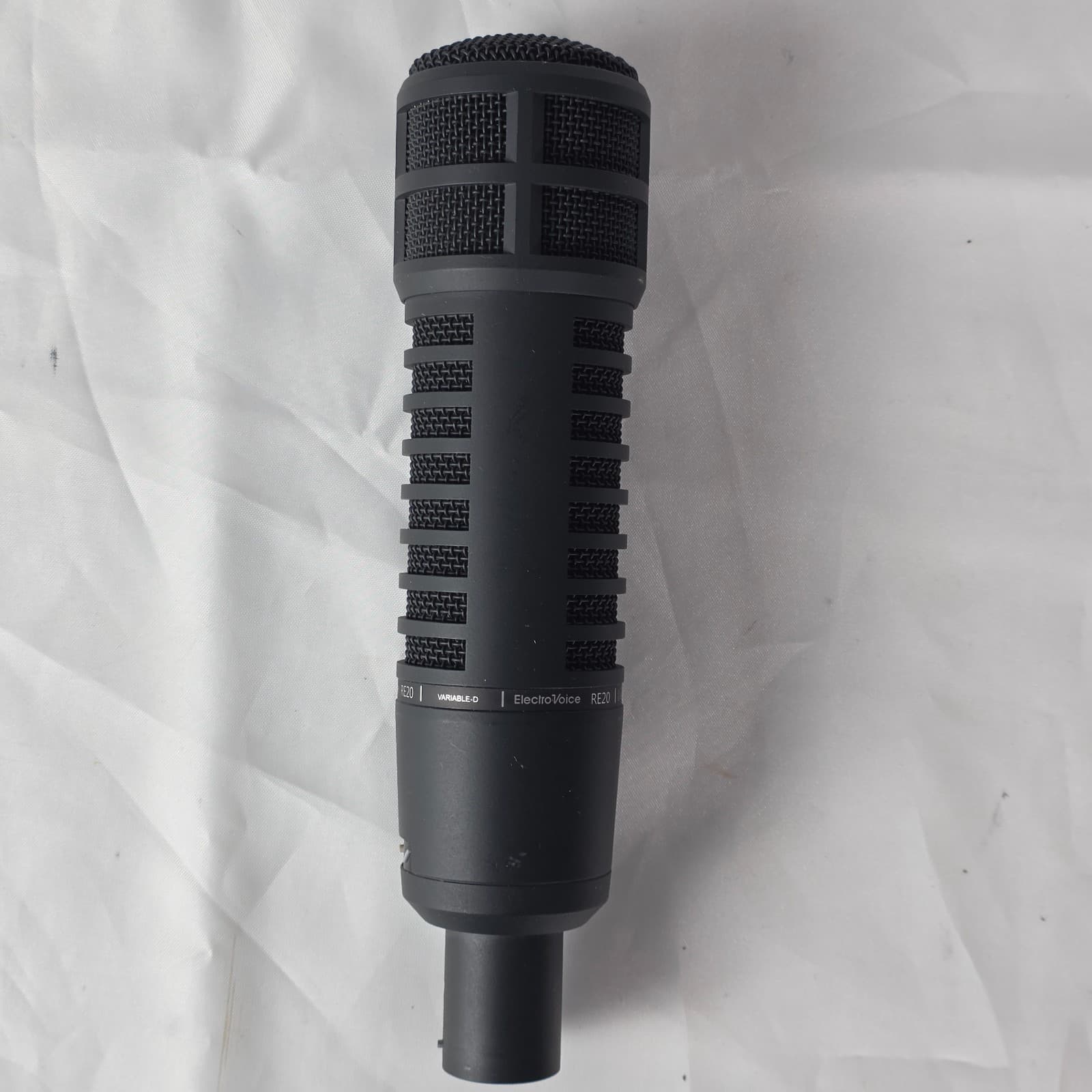 Electro-Voice RE20 Dynamic Cardioid Microphone Broadcast Mic with Variable-D - Thumbnail 5