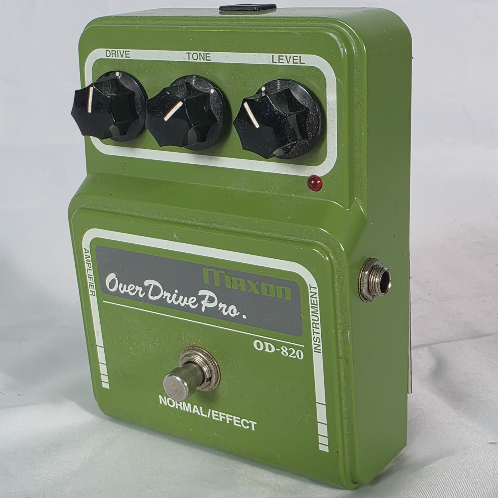 Maxon OD-820 Overdrive Pro Pedal 9 Volts Green Electric Guitar Effects Box - Thumbnail 2
