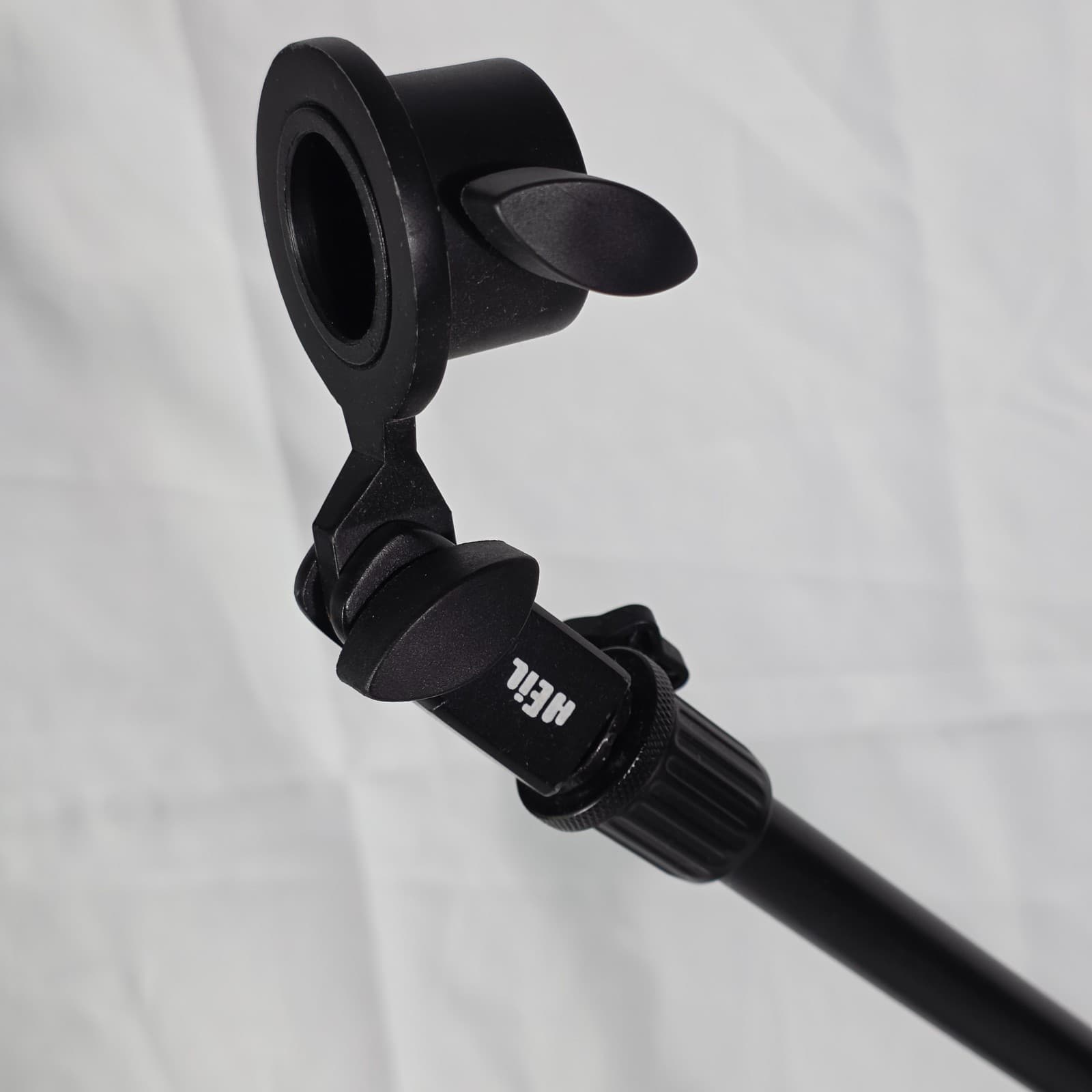 Gator Frameworks GFW-MIC-0822 Compact Base Desktop Telescoping Boom Mic Stand - Thumbnail 6