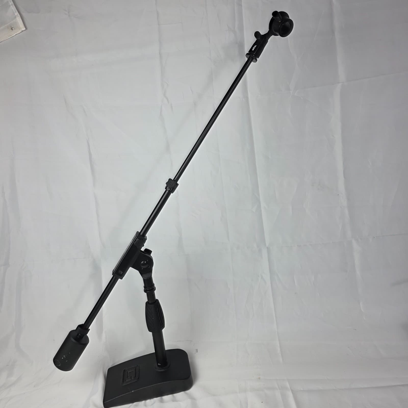 Gator Frameworks GFW-MIC-0822 Compact Base Desktop Telescoping Boom Mic Stand - Thumbnail 13