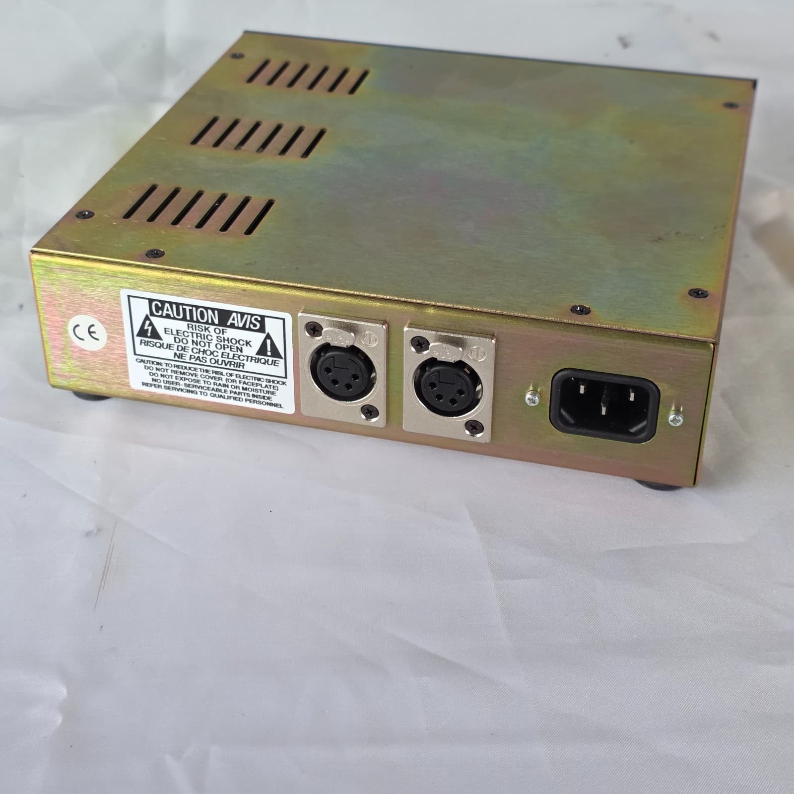 Chandler Limited PSU-1 / 1.5 Amp 110~230 VAC Universal Power Supply - 4-Pin XLR - Thumbnail 4