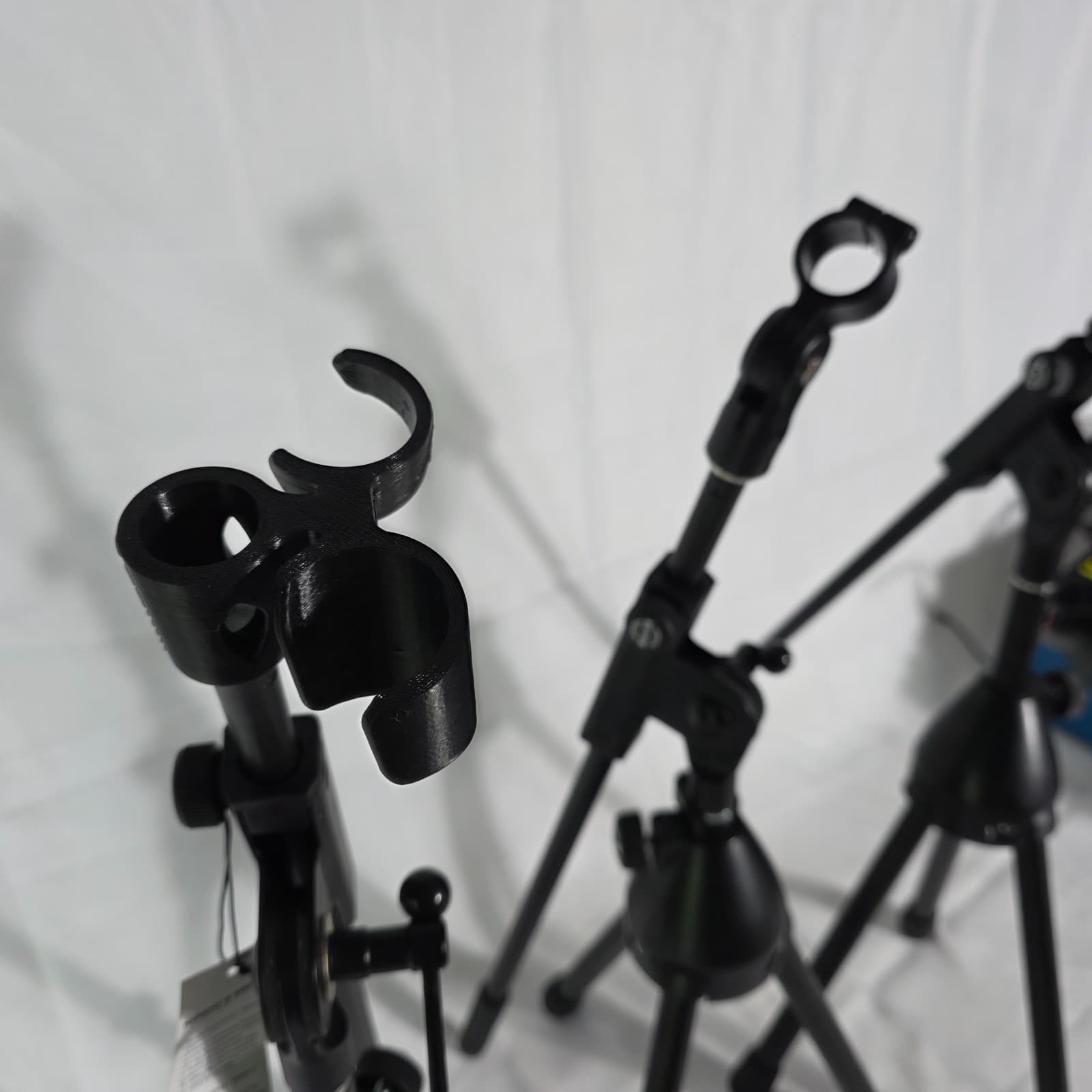 Set of 3 König & Meyer 25950 Black Low Profile Tripod Mic Stand with Boom Arm - Thumbnail 16
