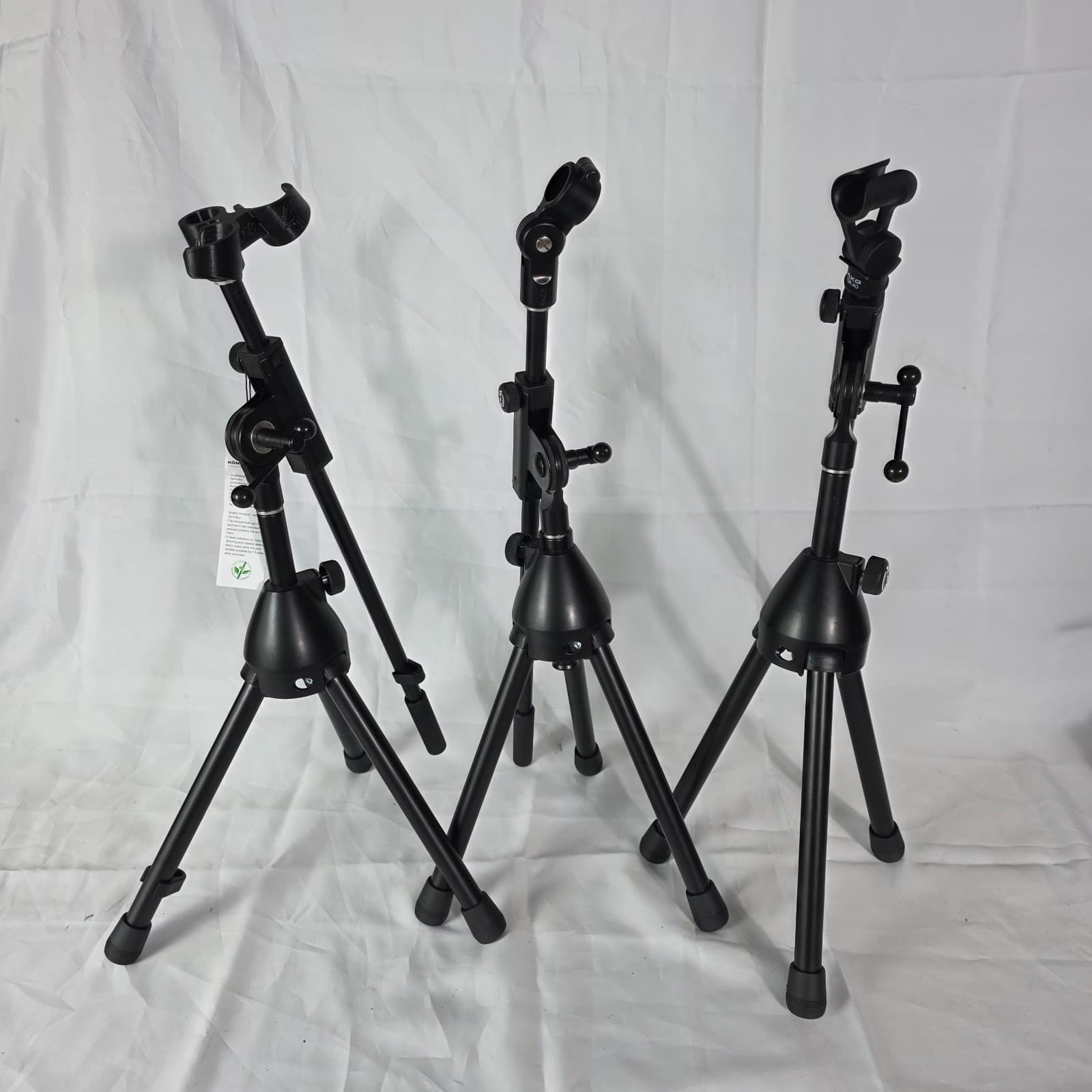Set of 3 König & Meyer 25950 Black Low Profile Tripod Mic Stand with Boom Arm - Thumbnail 14