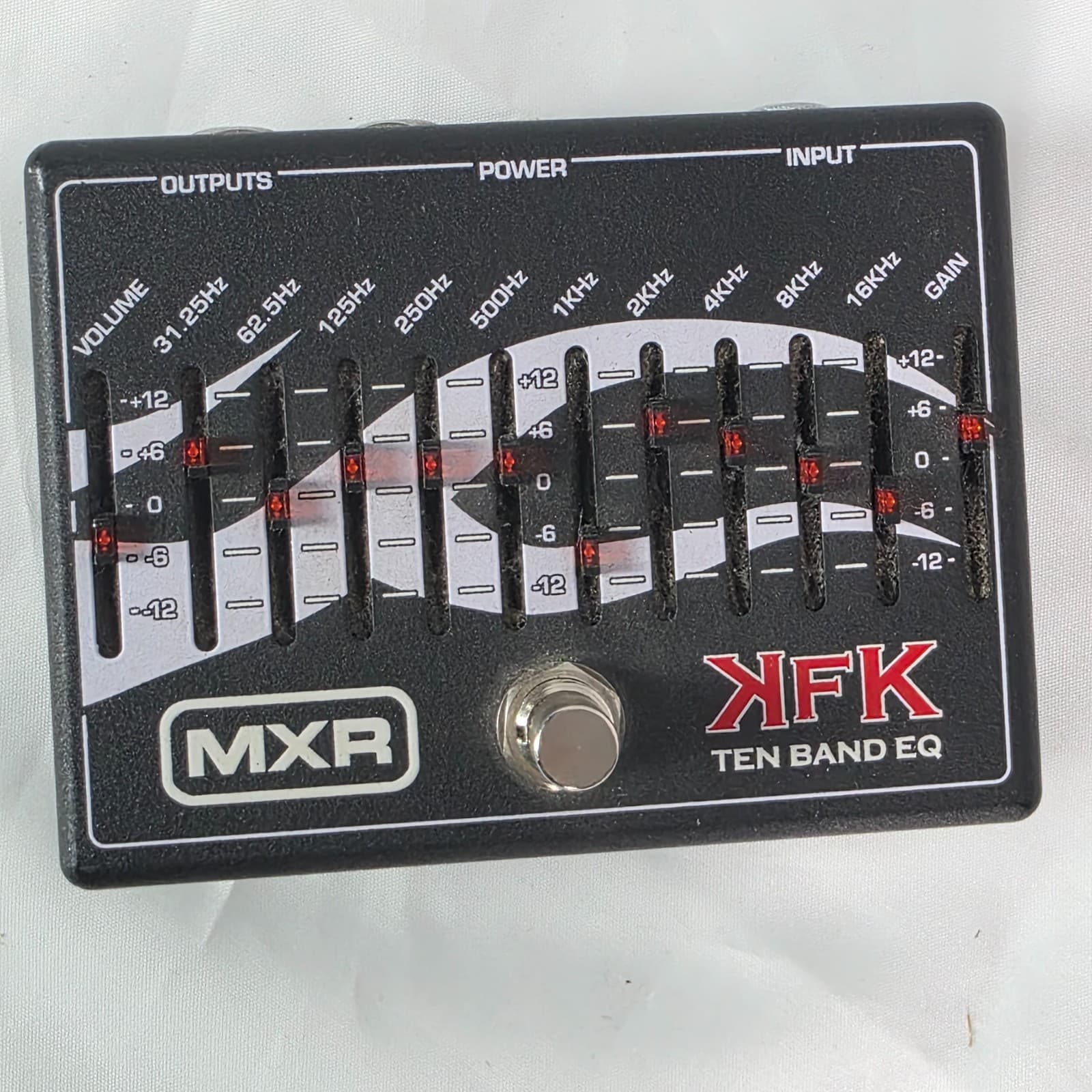 MXR KFK1 Kerry King Signature 10-Band Equalizer Graphic EQ Effects Pedal - Black - Thumbnail 3