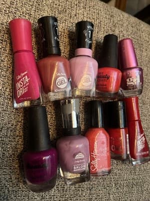 Set Of 10 Mixed Nail Polish Red And Pink Colors Slightly Used - Thumbnail 2