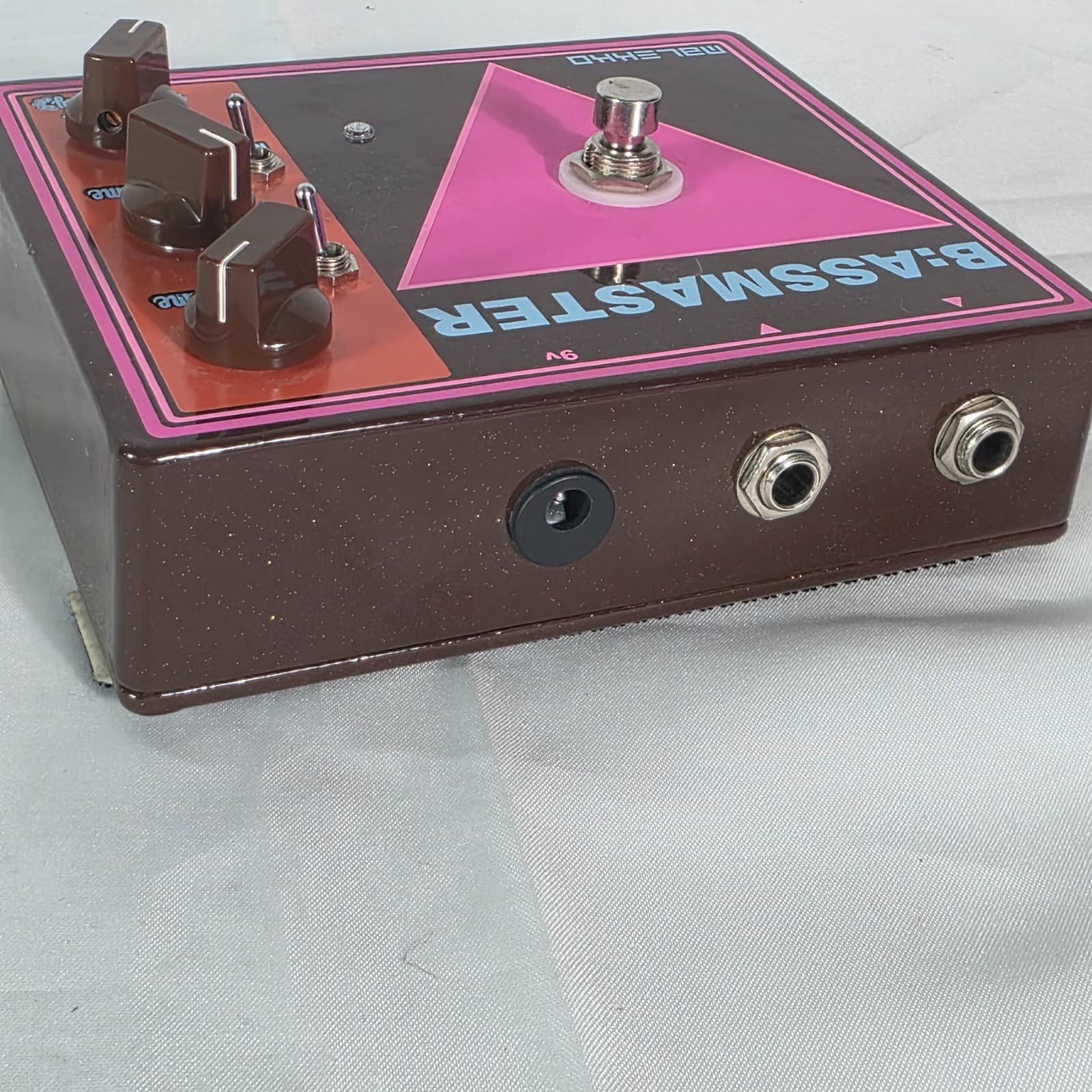 Malekko Heavy Industry B:Assmaster Bass Fuzz Pedal - Maestro Brassmaster Clone - Thumbnail 4