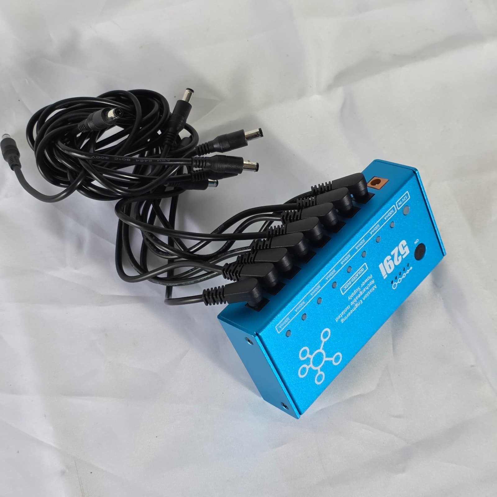 Mission Engineering 529i USB Pedalboard Power Supply with Integrated Battery - Thumbnail 10