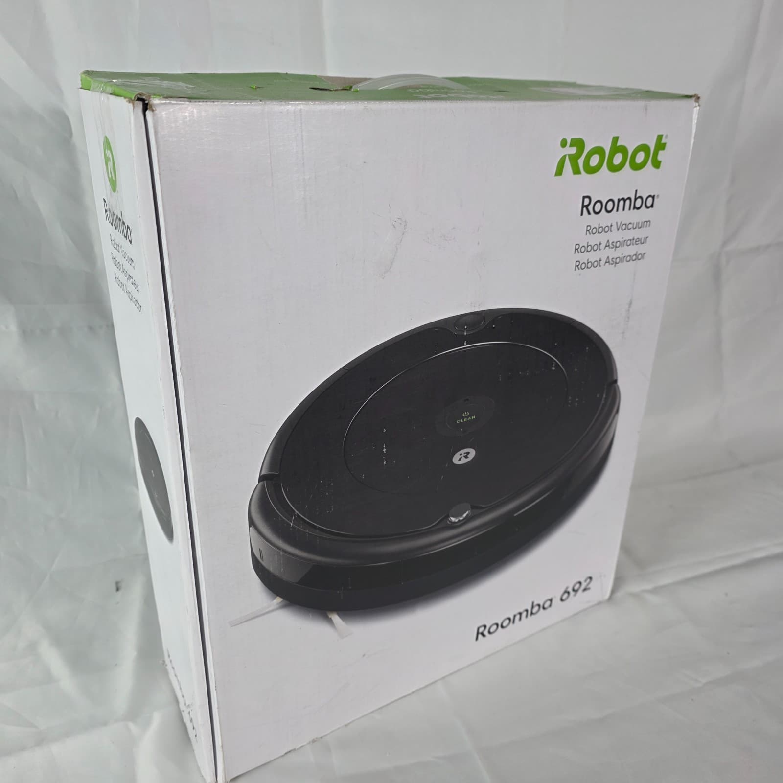 iRobot Roomba 692 Wireless Robot Vacuum Cleaner Wi-Fi Connectivity Dirt Sensor - Thumbnail 2