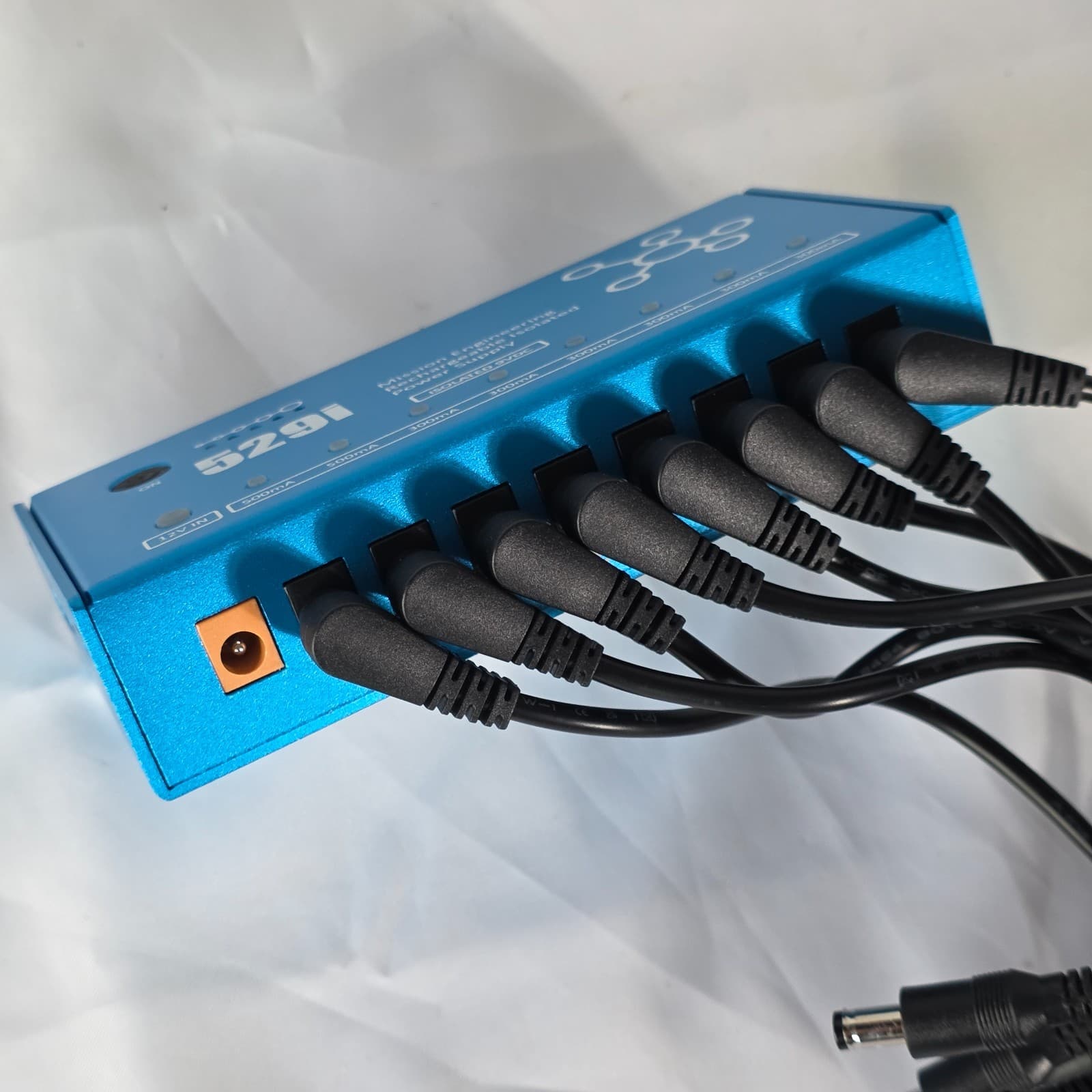 Mission Engineering 529i USB Pedalboard Power Supply with Integrated Battery - Thumbnail 8