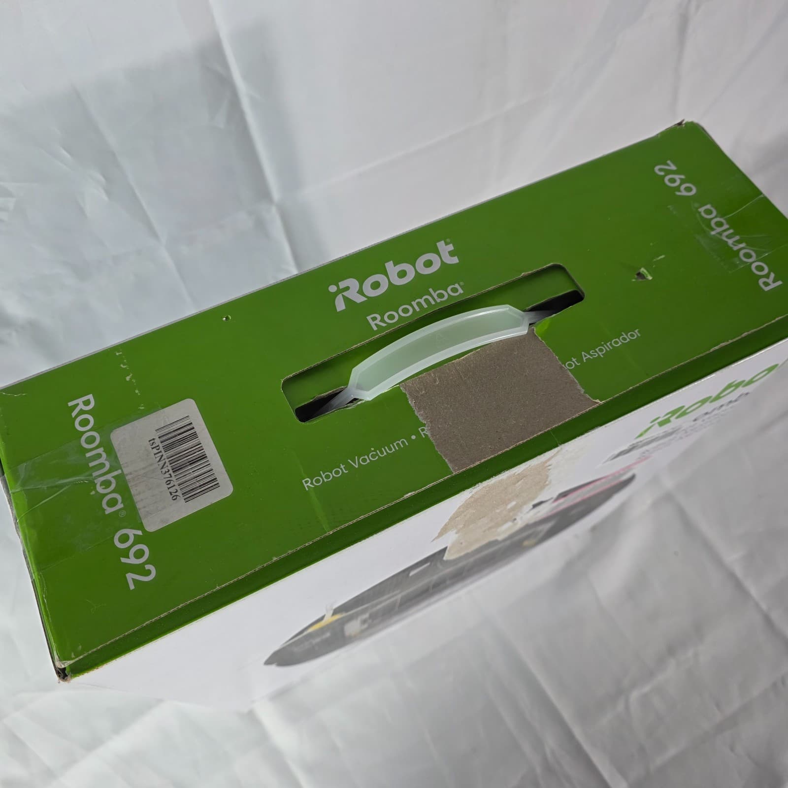 iRobot Roomba 692 Wireless Robot Vacuum Cleaner Wi-Fi Connectivity Dirt Sensor - Thumbnail 6