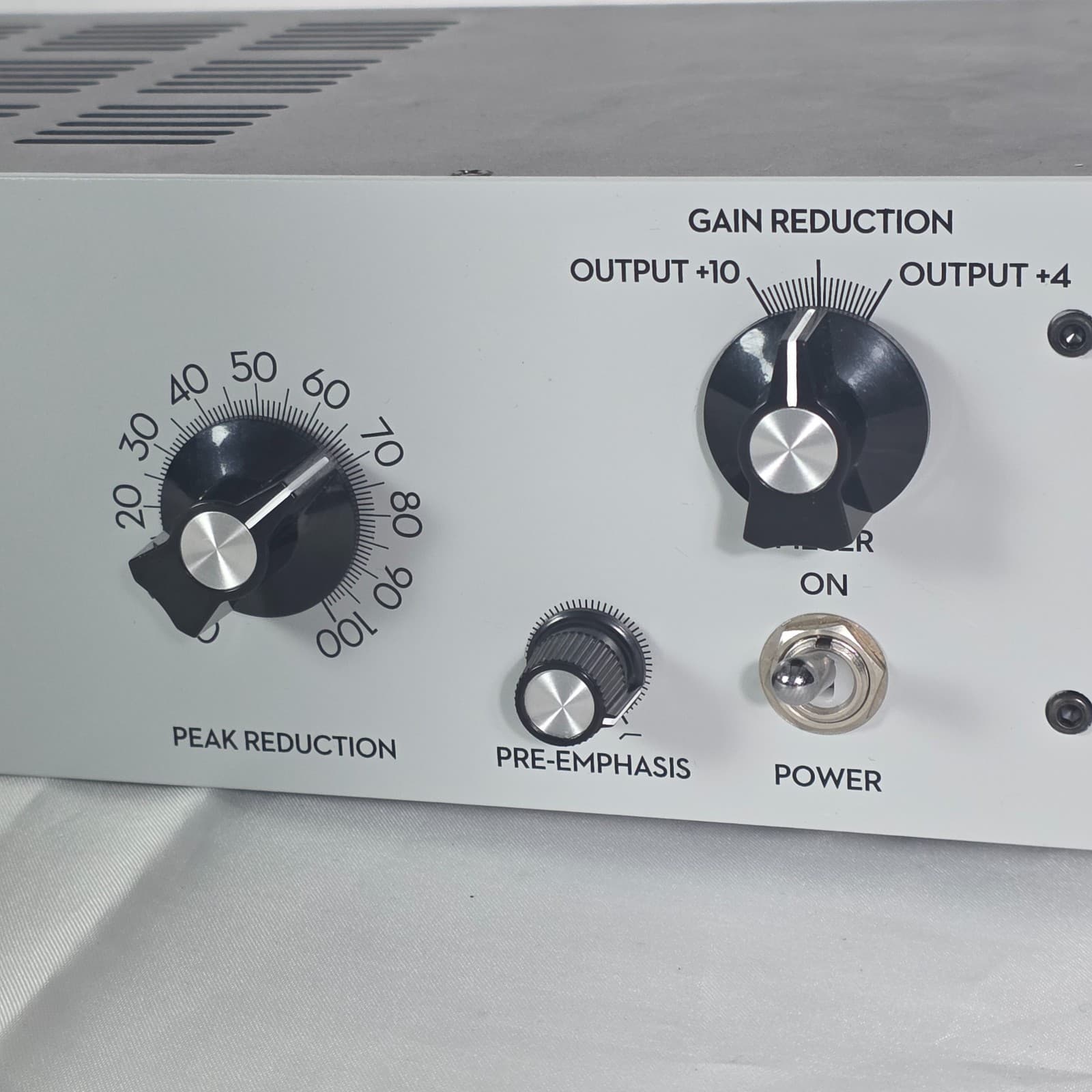 Warm Audio WA-2A Discrete 1 Channel Tube Optical Compressor / Leveling Amplifier - Thumbnail 9