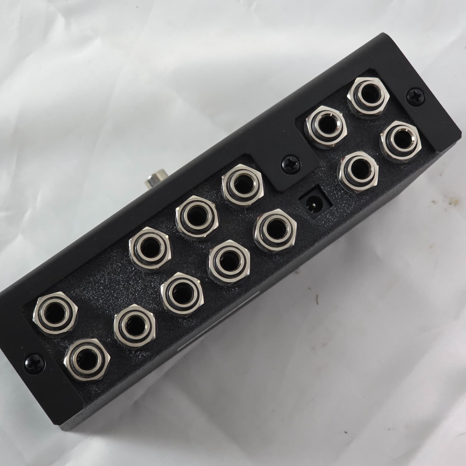 Mesa/Boogie Head-Track Amp & FX Loop Switcher A/B Box for Two Heads - Black - Thumbnail 5