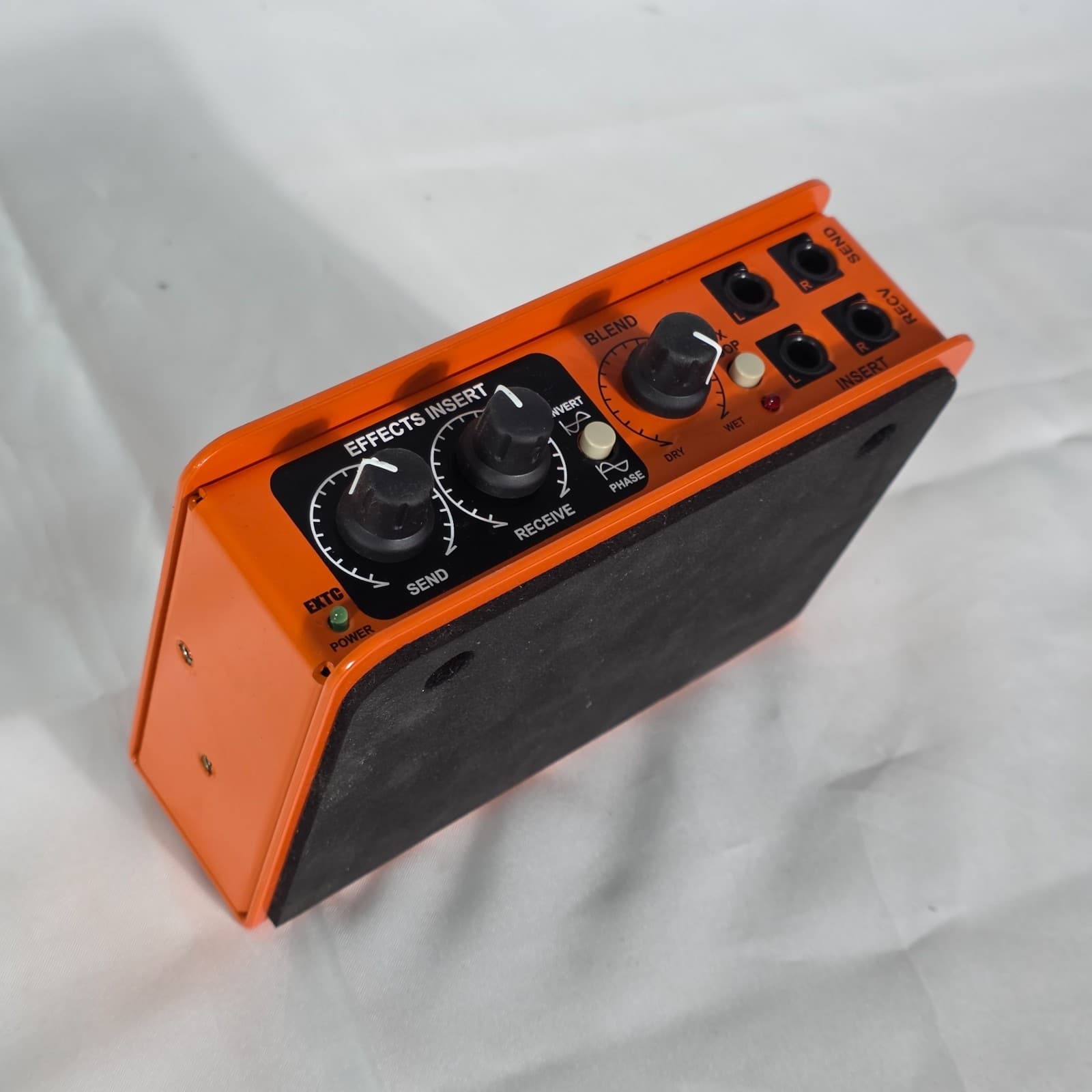 Radial Engineering EXTC-Stereo Effects Reamper - Guitar Pedal Interface for DAW - Thumbnail 6