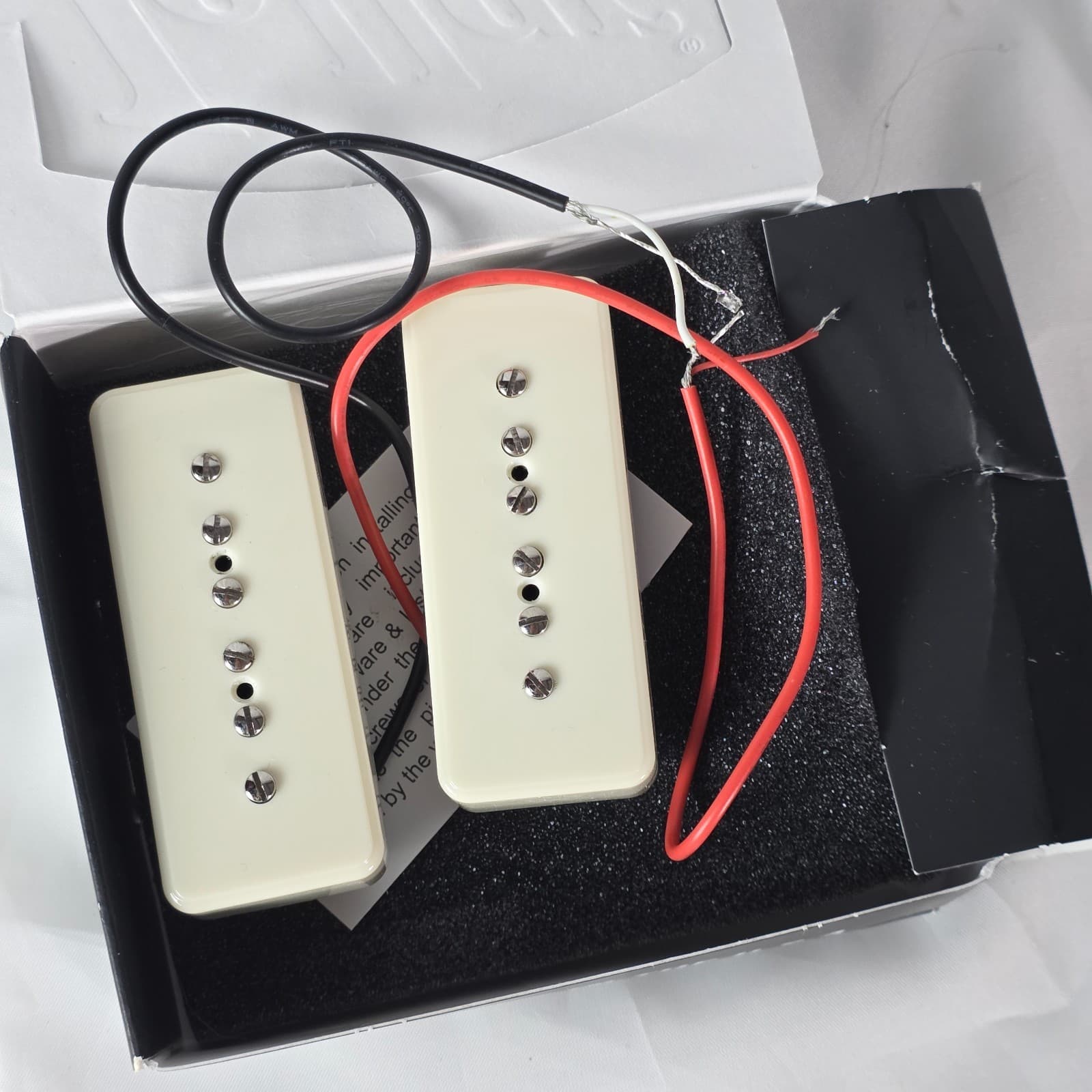 Lollar Standard P-90 Dogear Pickup Set Calibrated Neck & Bridge Cream - USA Made - Thumbnail 4