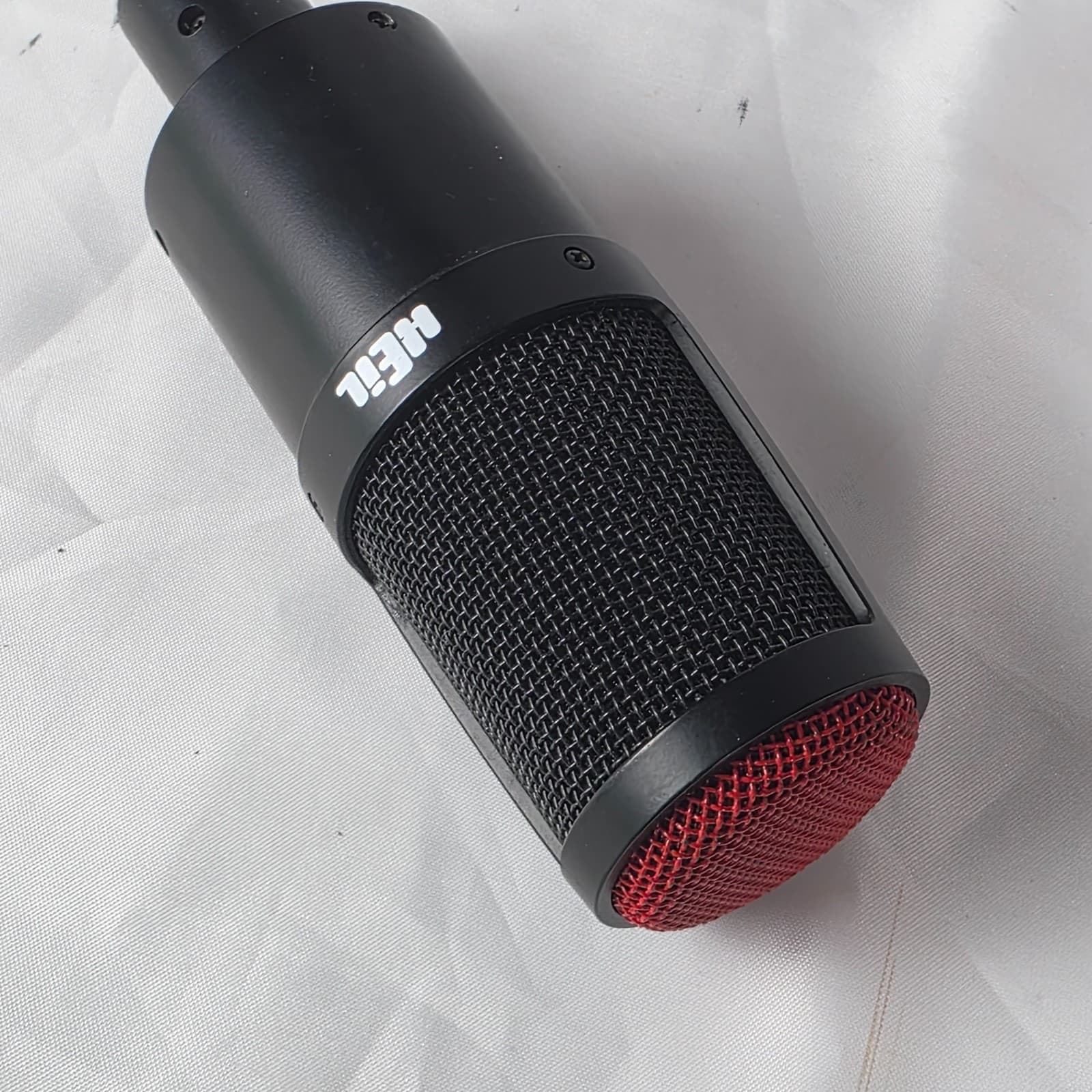 Heil Sound PR-30B Diaphragm Dynamic Cardioid Studio Microphone - Matte Black - Thumbnail 6