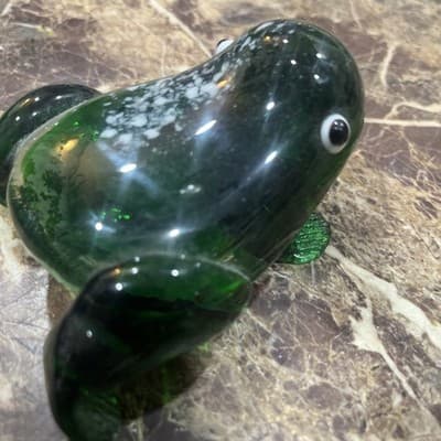 Vintage FROG Glass Figurine White inside 4.5 in long 14 - Thumbnail 5