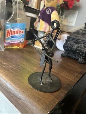 BLACK NUTS/WIRE/SPRING NATIVE WITH BOW & ARROWS METAL SCRAP SCULPTURE FIGURINE - Image 1