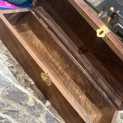 Wood & Inlaid with Brass Keepsake Trinket Box Made in India 10”x 3"x 2 3/8” NEW - Thumbnail 5