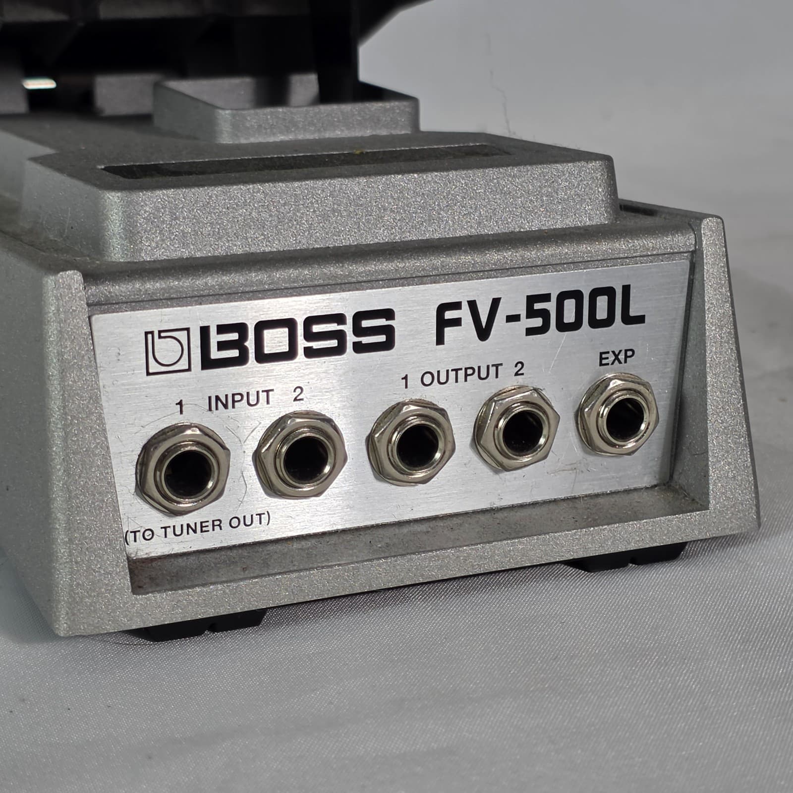 Boss FV-500L Low Impedance Foot Volume & Expression Guitar Effect Pedal - Silver - Thumbnail 6