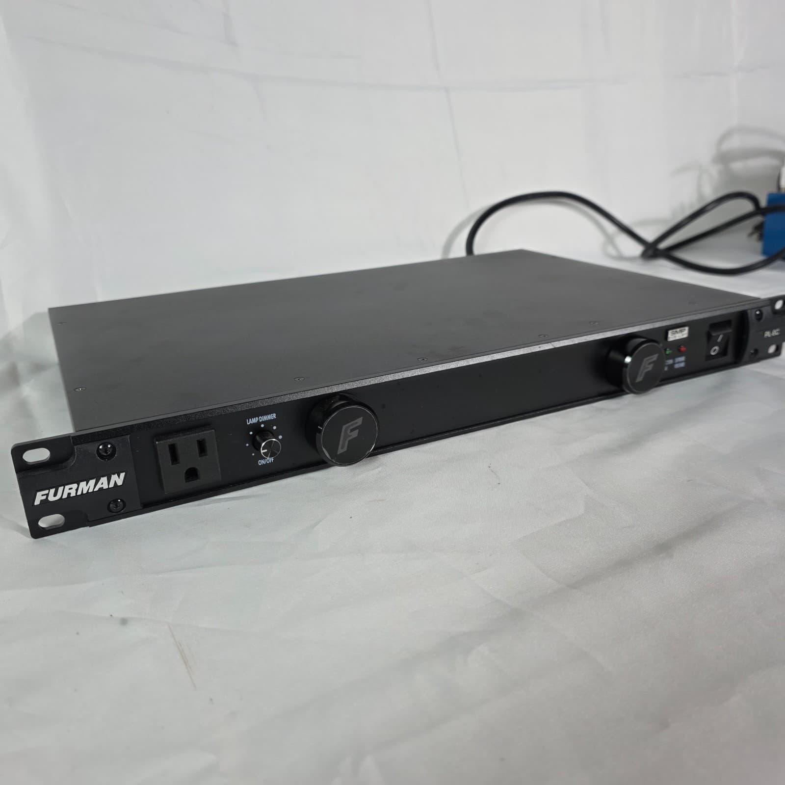 Furman PL-8C Classic Series Power Conditioner with SMP 15A 120V Pull-Out Lights