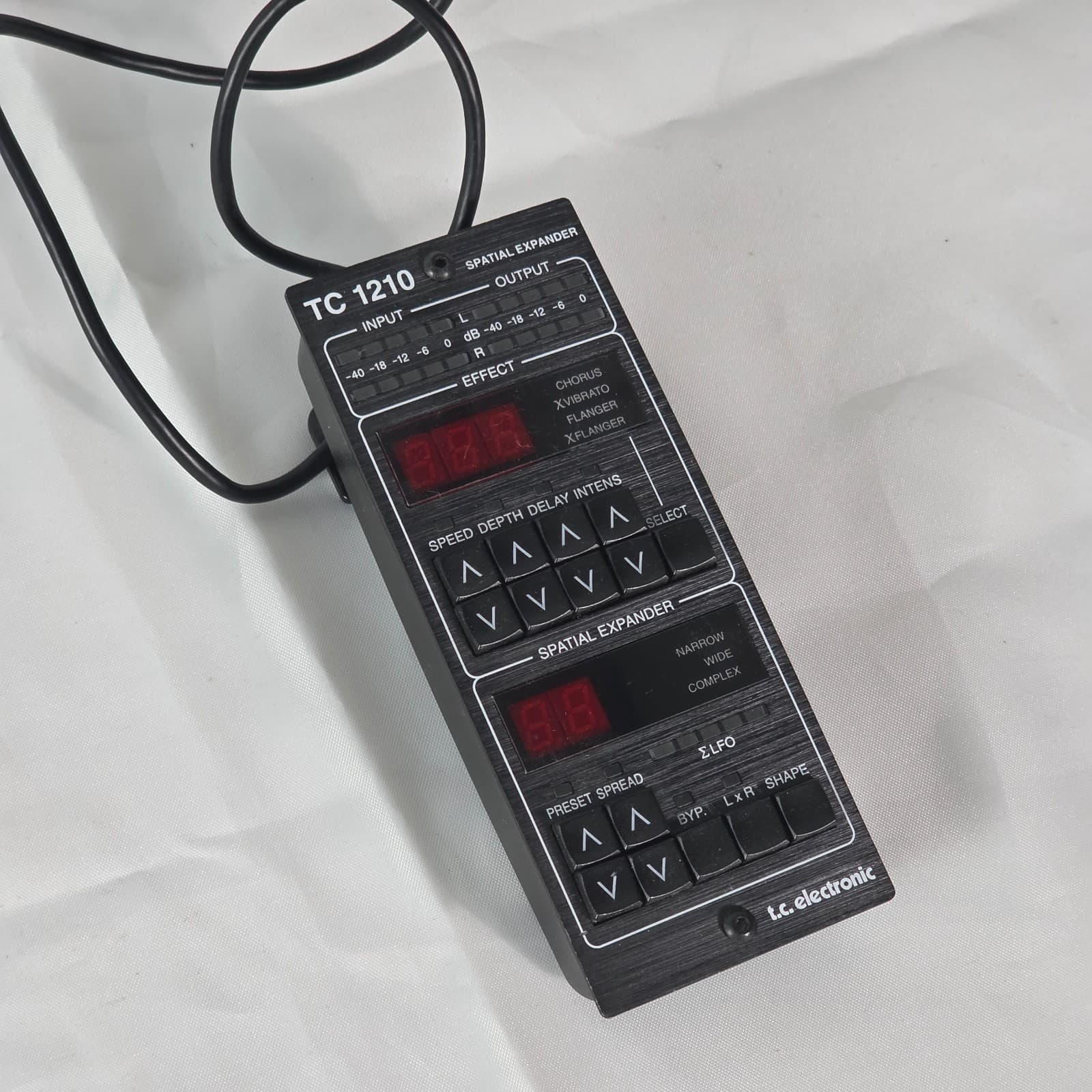 TC Electronic TC1210-DT Spatial Expander & Stereo Chorus/Flanger USB Controller