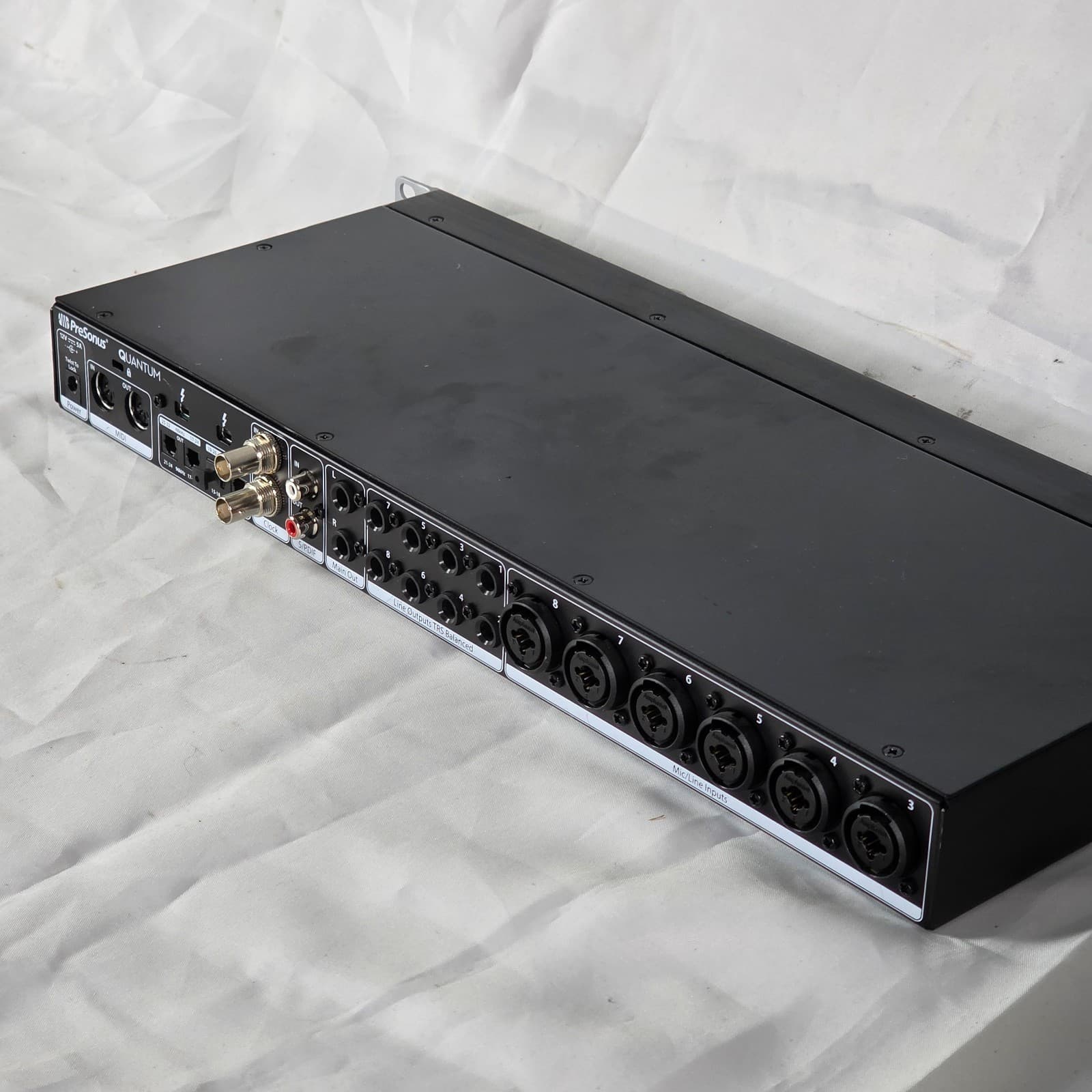 PreSonus Quantum 26x32 Thunderbolt 2 Audio Interface/Studio Command Center Black - Thumbnail 7