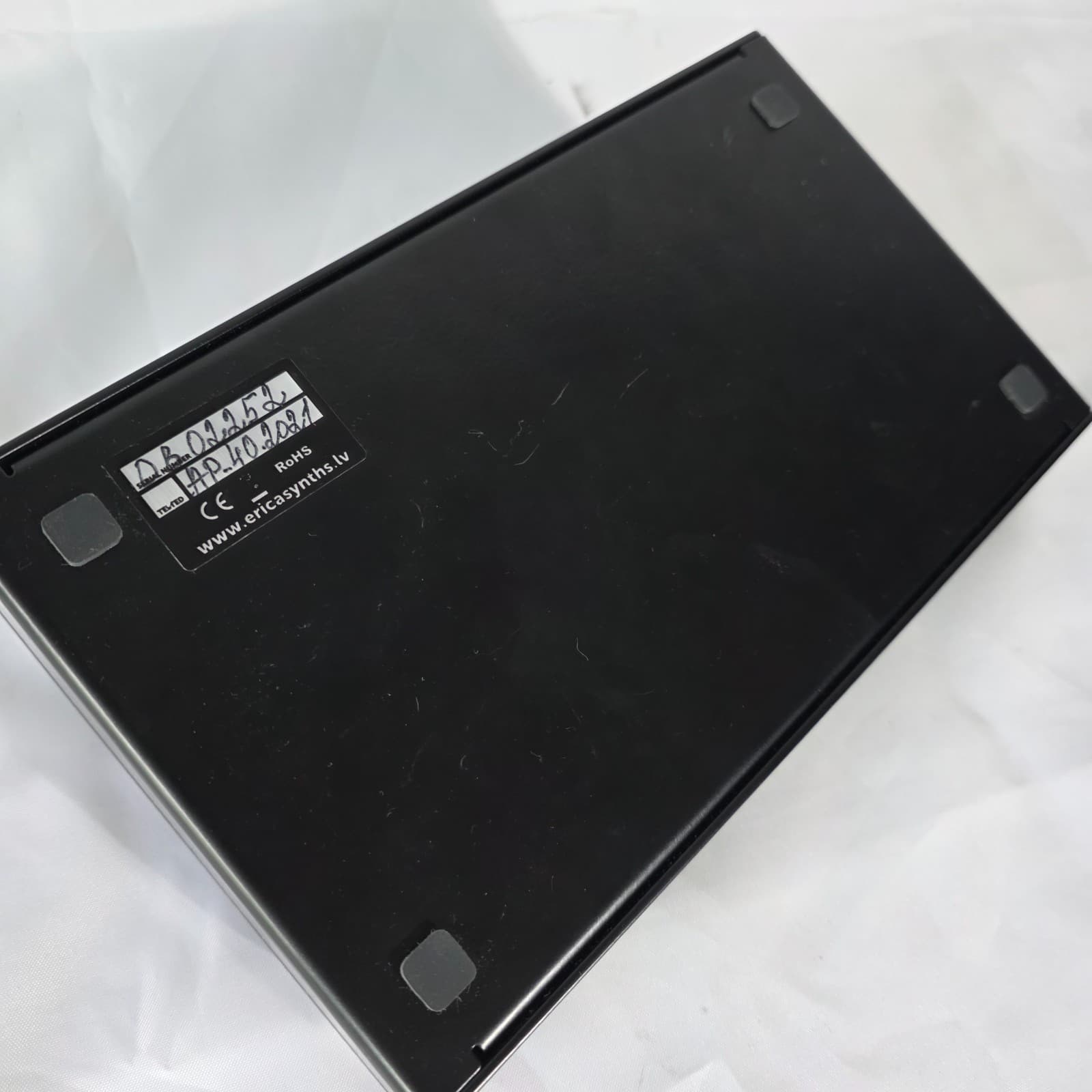 Erica Synths Bassline DB-01 Black Analog Desktop Sound Synthesizer & Sequencer - Thumbnail 9