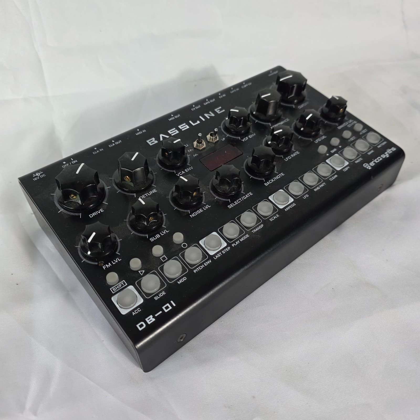 Erica Synths Bassline DB-01 Black Analog Desktop Sound Synthesizer & Sequencer - Thumbnail 2