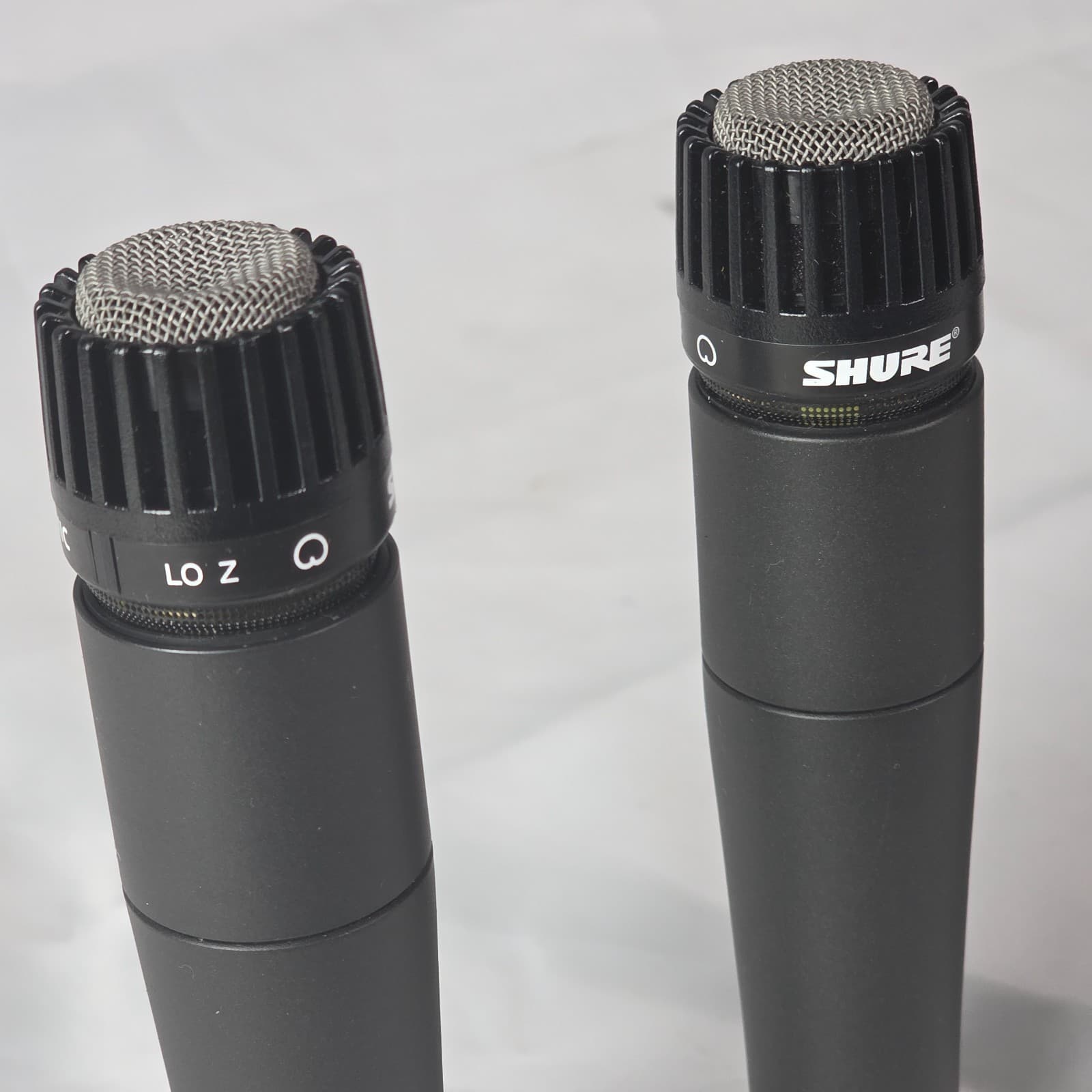Shure SM57 Wired XLR 3-Pin Dynamic Cardioid Instrument Microphone - Set of 3 - Thumbnail 5