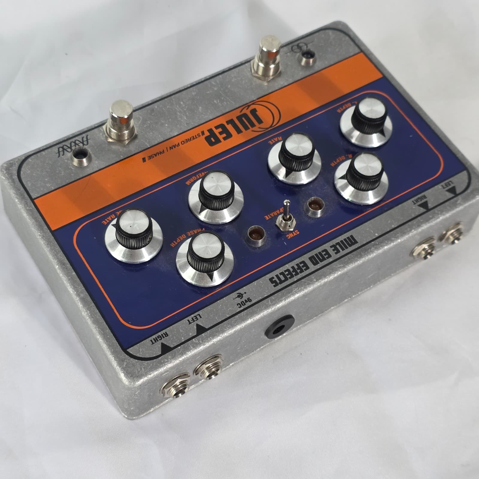 Mile End Effects Julep Stereo Pan Phaser Tremolo Analog Effects Pedal - Silver - Thumbnail 2