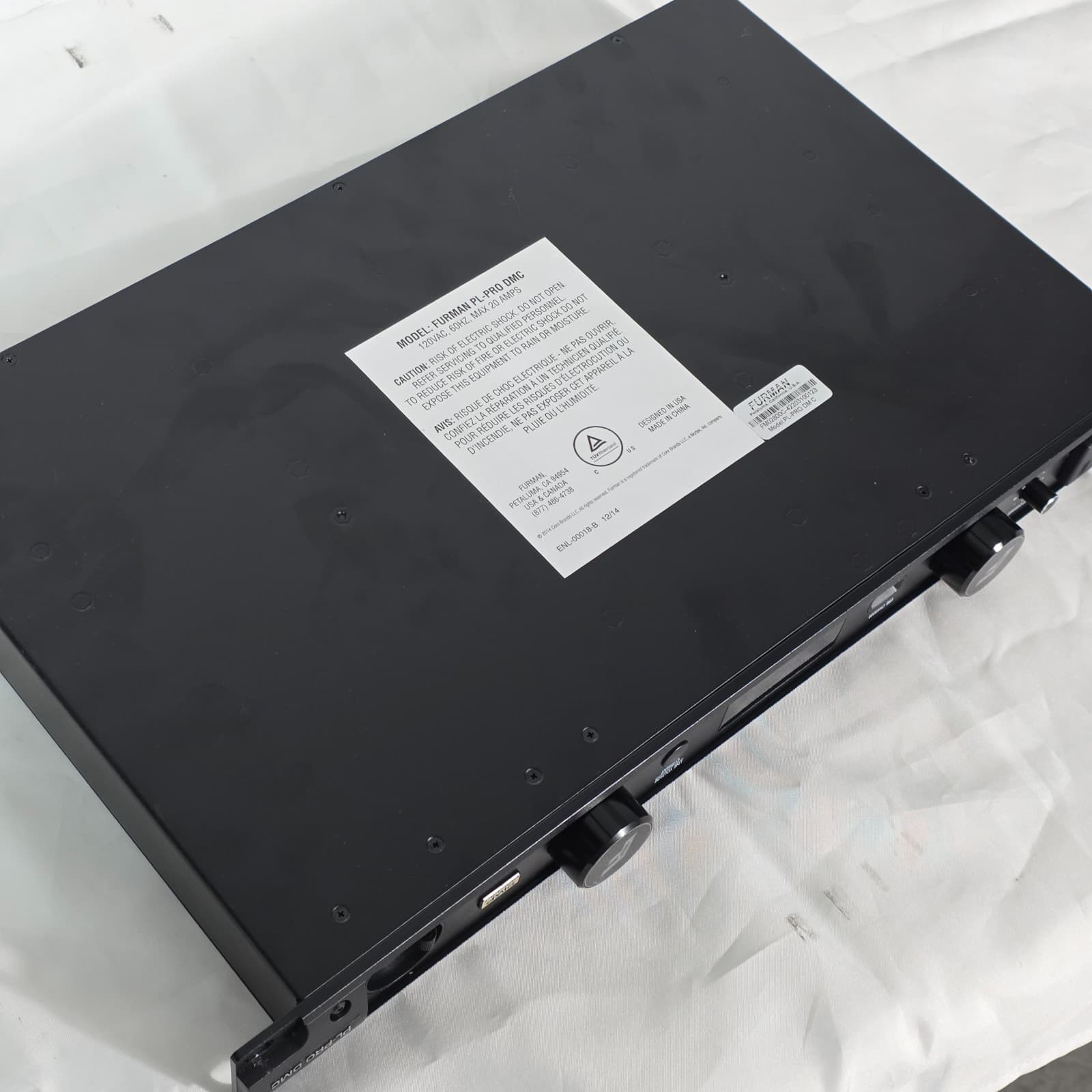 Furman PL-PRO DMC Professional Power Conditioner with Voltmeter/Ammeter 20 Amp - Thumbnail 11