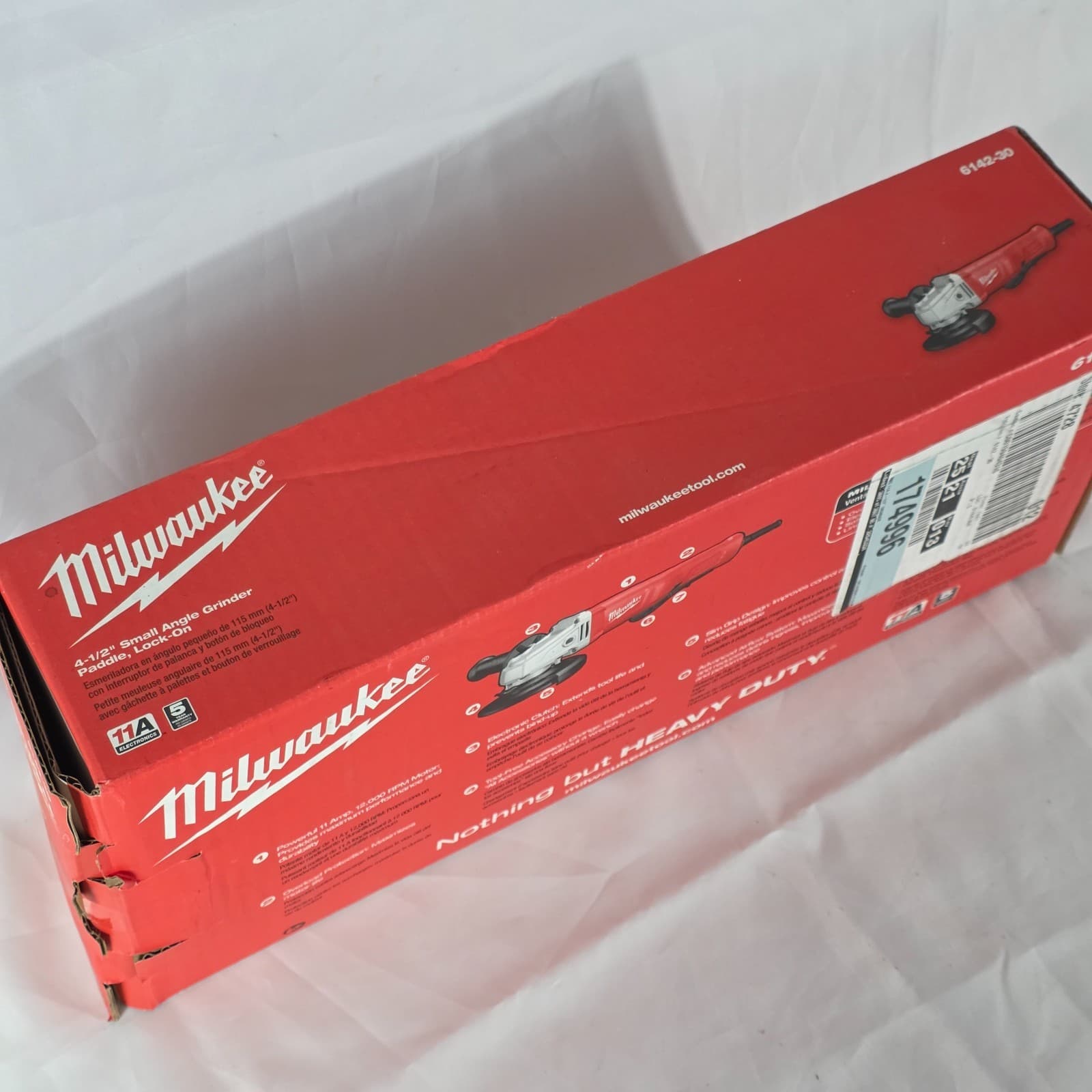 Milwaukee 6142-30 11 Amp Corded 4-1/2" Small Angle Grinder Lock-On Paddle Switch - Thumbnail 5