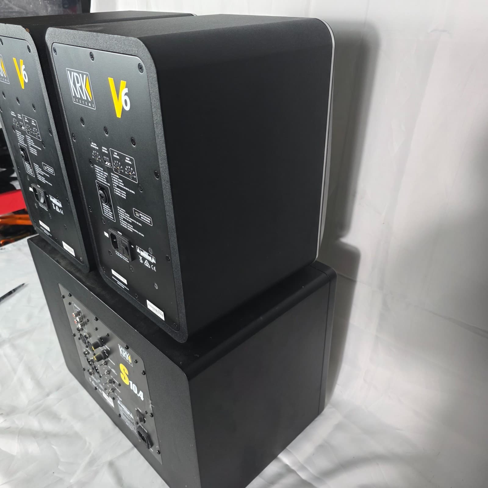 KRK V-Series V6 S4 Studio Monitors & S10.4 Powered Subwoofer Bundle - 2.1 Set - Thumbnail 19