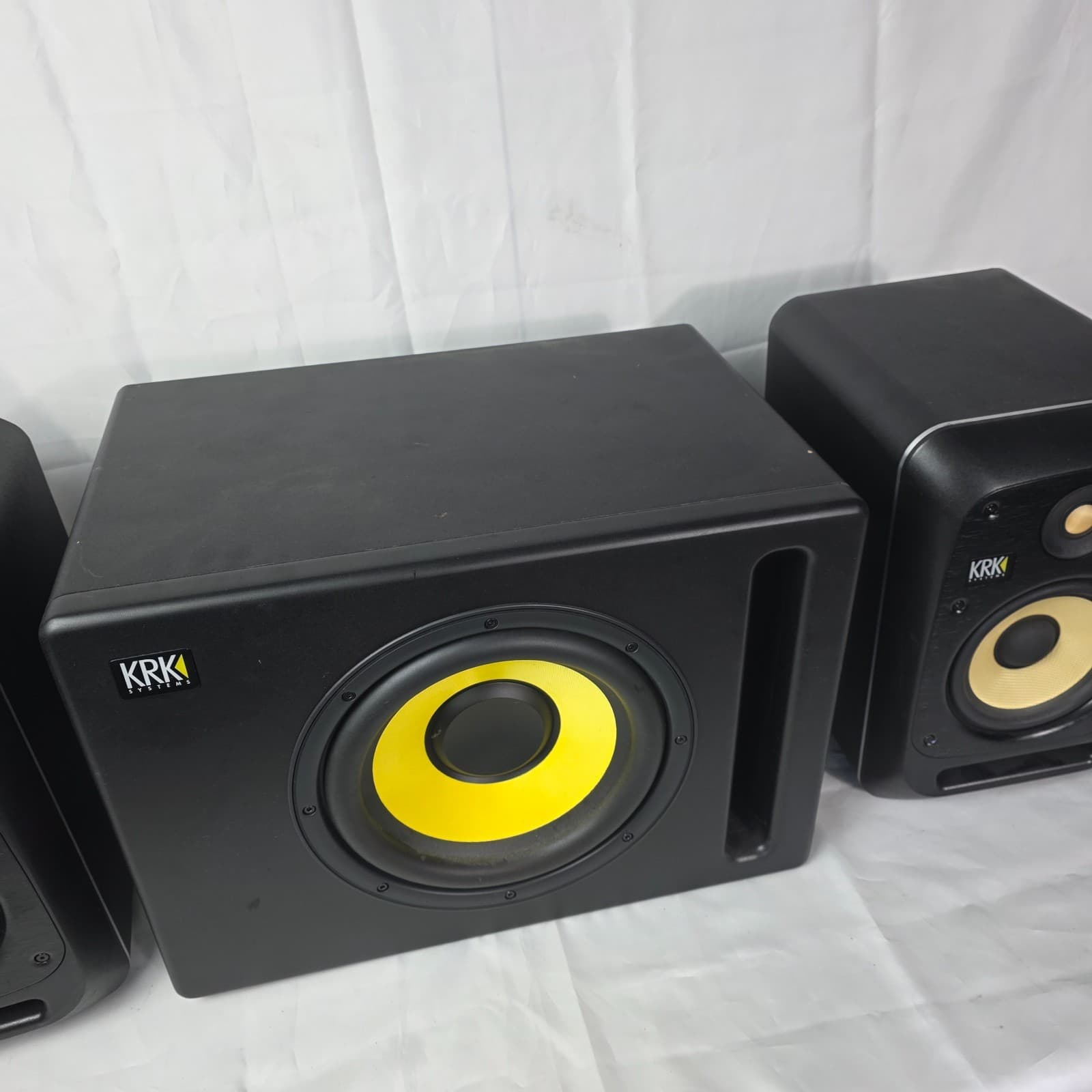 KRK V-Series V6 S4 Studio Monitors & S10.4 Powered Subwoofer Bundle - 2.1 Set - Thumbnail 8