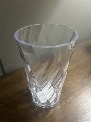 Tall Acrylic Drink Tumbler Textured Diamond Pattern Smoke Grey Plastic 24 fl oz - Image 1