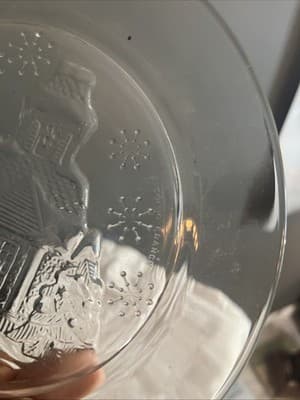 ARCOROC France “Welcome Home” Christnas Scene Glass Dessert Plates - Thumbnail 4