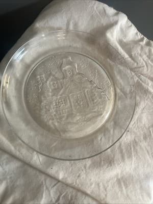 ARCOROC France “Welcome Home” Christnas Scene Glass Dessert Plates - Thumbnail 2