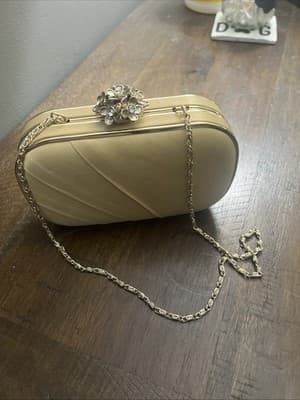 lulu townsend clutch Beige An Golf With Chain Strap And Floral Snap Close - Image 1