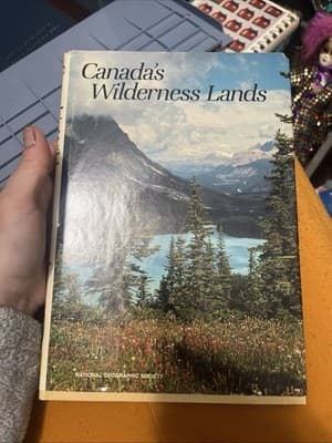 canada's wilderness lands book, by special publications division national geogr - Image 1