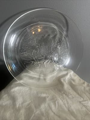 Arcoroc France Vintage Christmas Plates Embossed Clear Glass Sleigh Ride 7.5" - Image 1