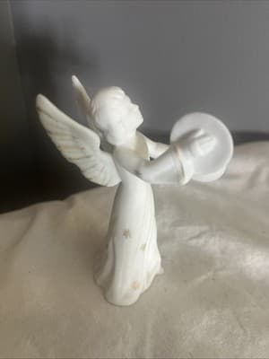 White Porcelain Bisque Angel Playing Cymbals with Gold Accents ~ Unmarked - Thumbnail 2
