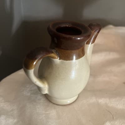 Brittany vintage stoneware server coffee tea pot country decor flower vase - Thumbnail 2