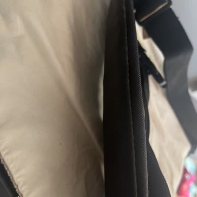 Reebok Brand Camera Neck Strap Fits Most Cameras Black and White New - Thumbnail 2