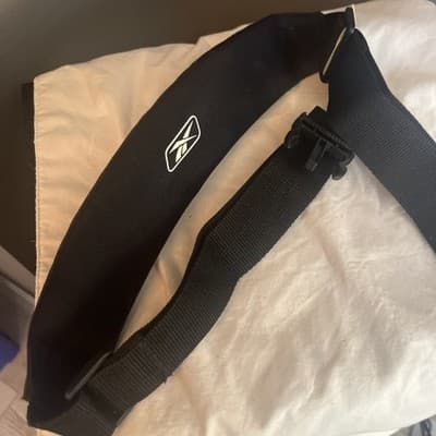 Reebok Brand Camera Neck Strap Fits Most Cameras Black and White New - Image 1