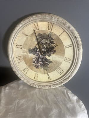 Grapevine Wine Rustic Twine Wall Clock Vintage Style - Image 1