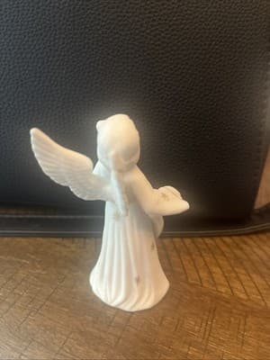 Porcelain White 5.25" Music Angel Playing Cello Bass - Thumbnail 2