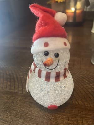 LED Light Up Snowman Christmas Decoration Ornament - Image 1